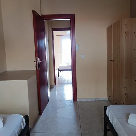 Apartament House Lena Sarti