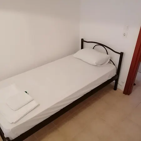 House Lena * سارتي